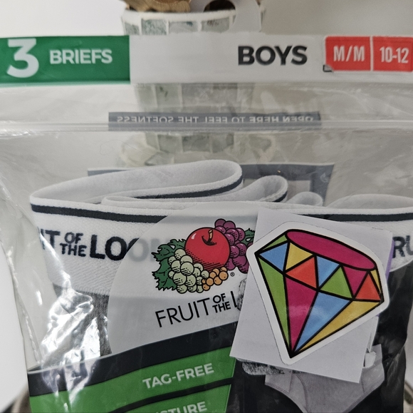Fruit of the Loom Boys' Briefs 3 Pack - NWT - Picture 2 of 5